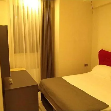 Antik Hotel 4*