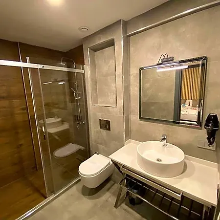Hotel Antik 4*